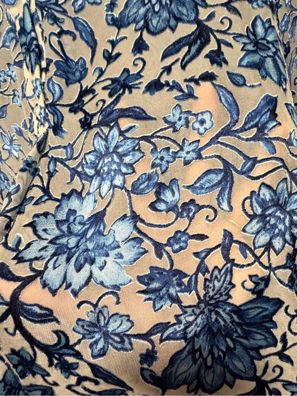 Alice + Olivia “Sheila” Floral Henley Top in Azulejos Print - Picture 12 of 12
